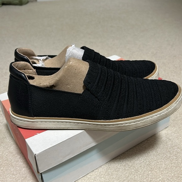 Naturalizer Women Kemper Slip On Sneaker - Picture 5 of 7